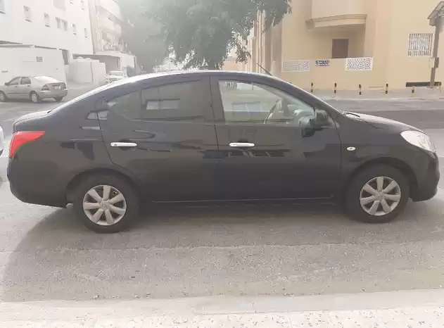 استفاده شده Nissan Sunny برای فروش که در دوحه #5267 - 1  image 